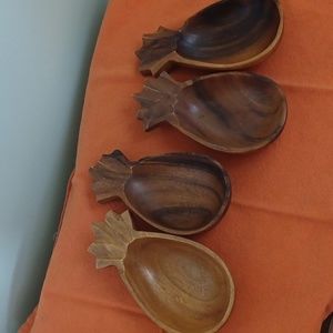 Pineapple wooden bowls set of 4